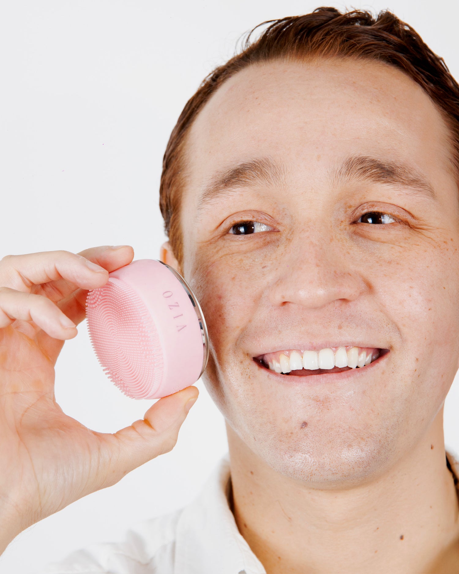 The Easiest Way to Make Dark Spots Go Away is Purple Light